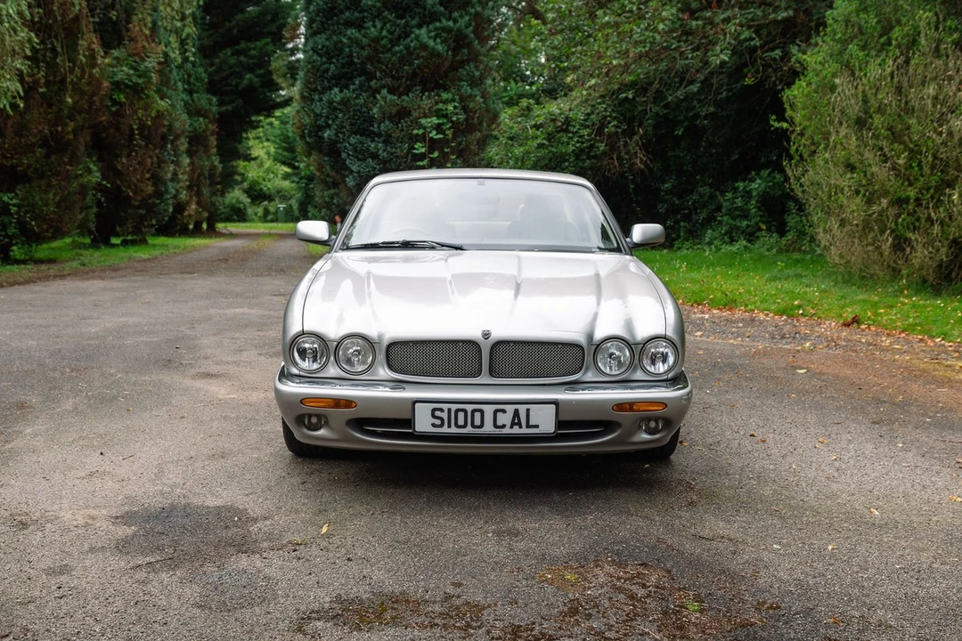 1999 Jaguar X308 XJR - Image 11 of 30
