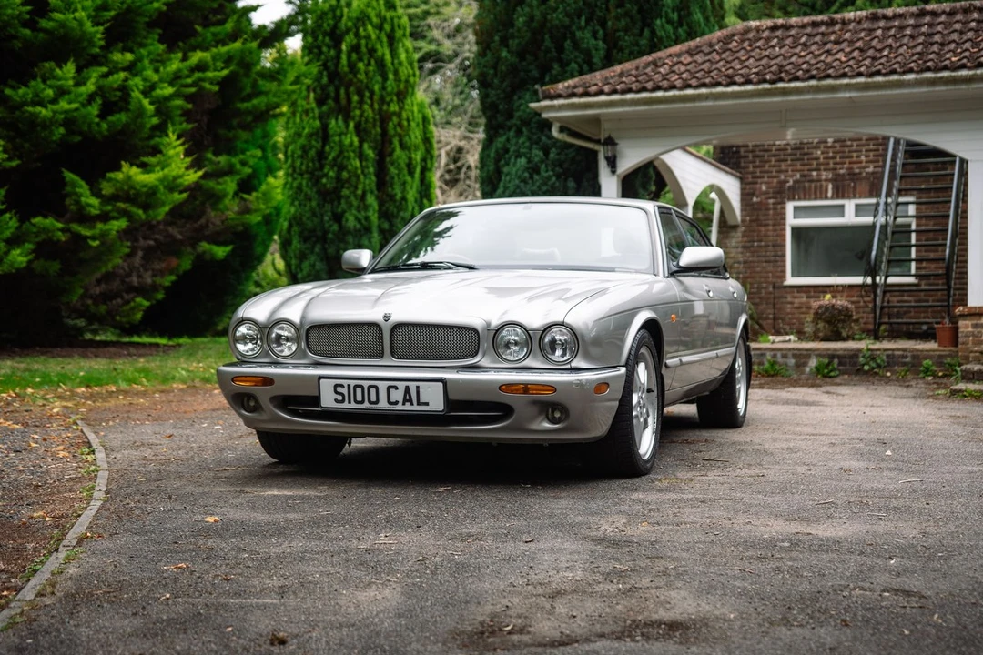 1999 Jaguar X308 XJR - Image 4 of 30