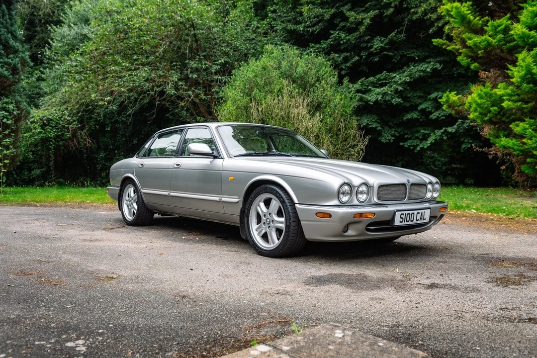 1999 Jaguar X308 XJR - Image 7 of 30