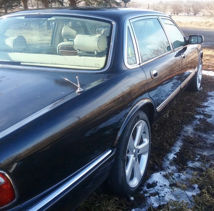 1999 Jaguar X308 XJ - Image 2 of 10