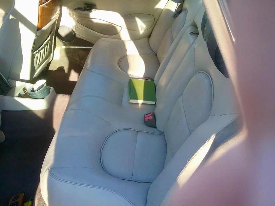 1999 Jaguar X308 XJ - Image 10 of 10
