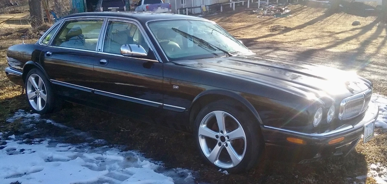 1999 Jaguar X308 XJ - Image 3 of 10