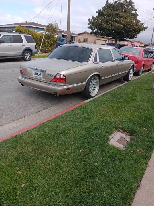 1999 Jaguar X308 XJ - Image 2 of 2