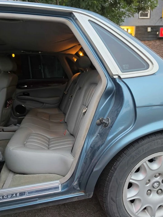 1999 Jaguar X308 XJ - Image 4 of 5