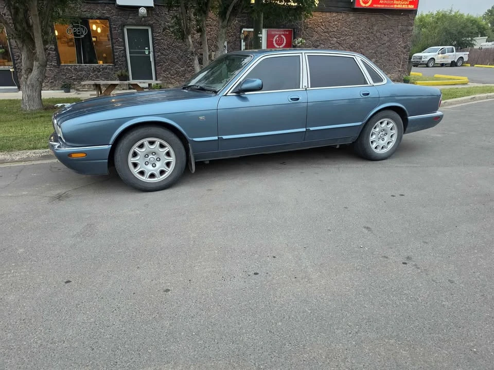 1999 Jaguar X308 XJ - Image 2 of 5