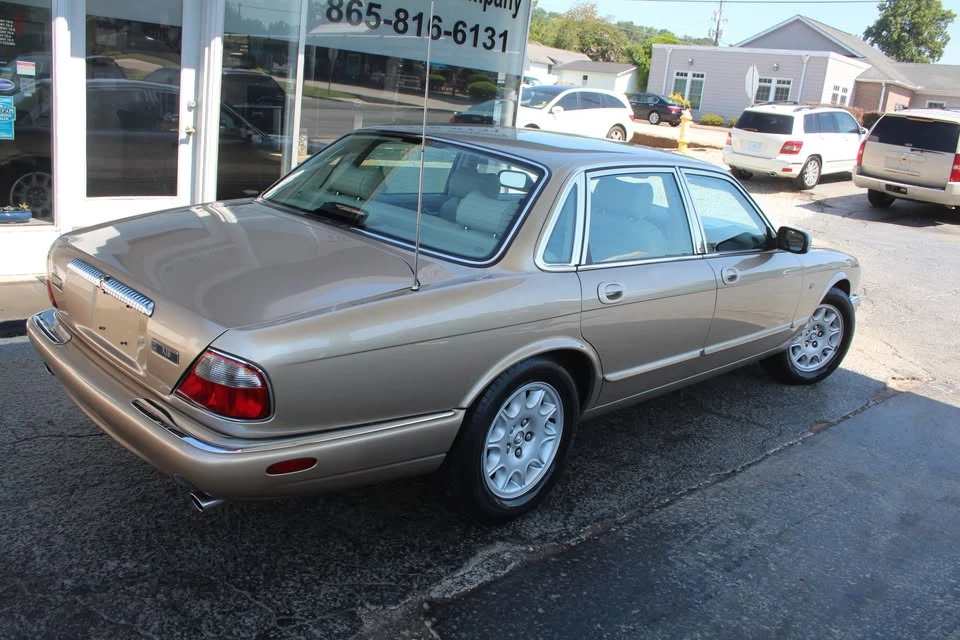 1999 Jaguar X308 XJ - Image 4 of 16