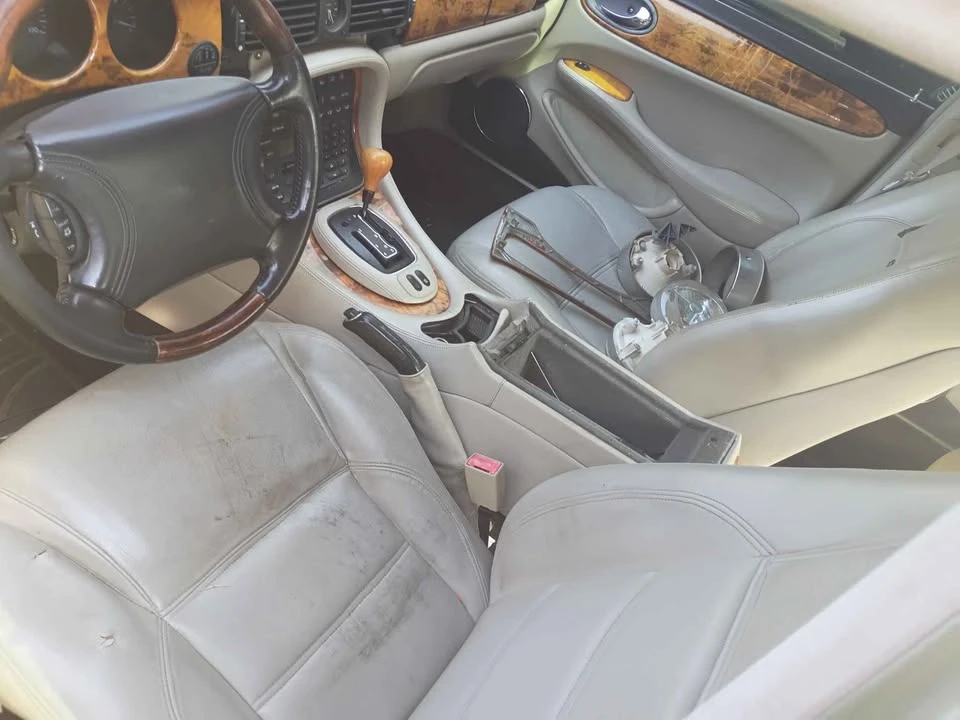 1999 Jaguar X308 XJ - Image 3 of 5