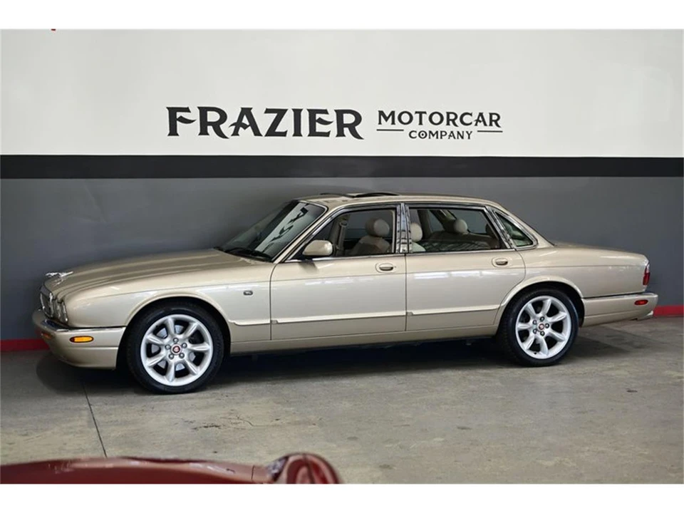 1999 Jaguar X308 XJ - Image 3 of 31