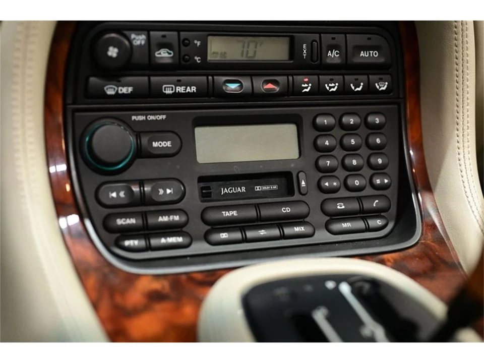 1999 Jaguar X308 XJ - Image 25 of 31