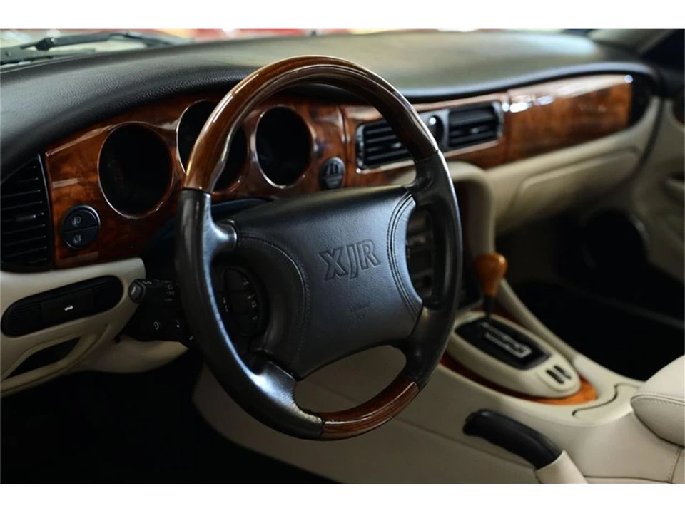 1999 Jaguar X308 XJ - Image 16 of 31