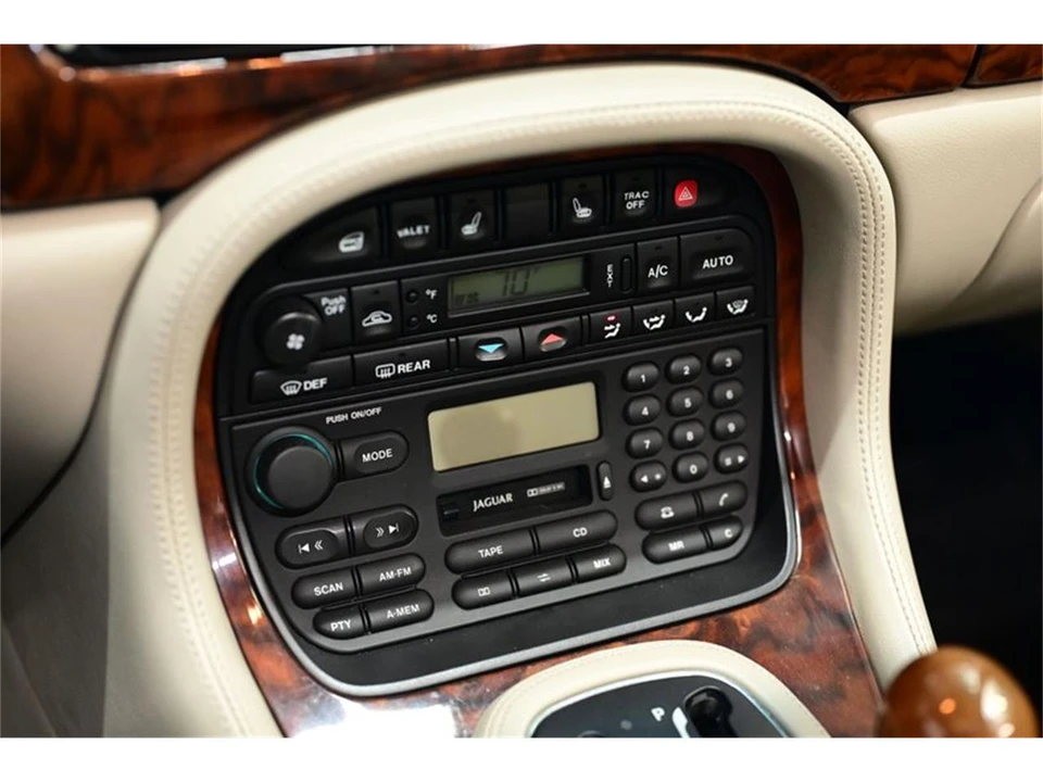 1999 Jaguar X308 XJ - Image 23 of 31