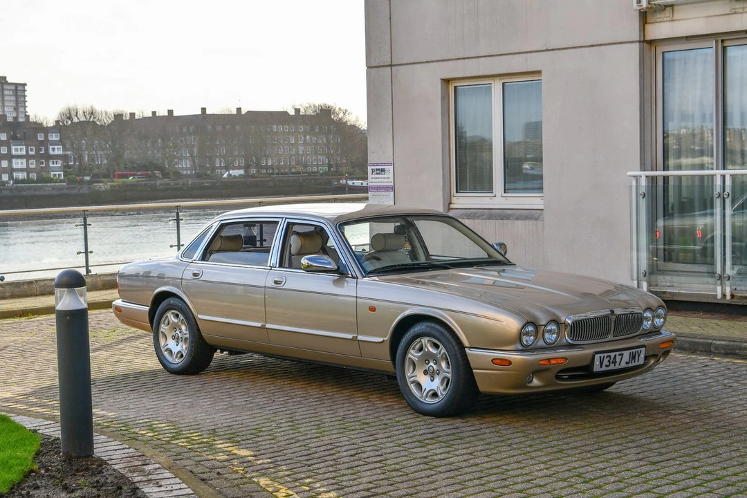 1999 Jaguar X308 XJ - Image 19 of 30