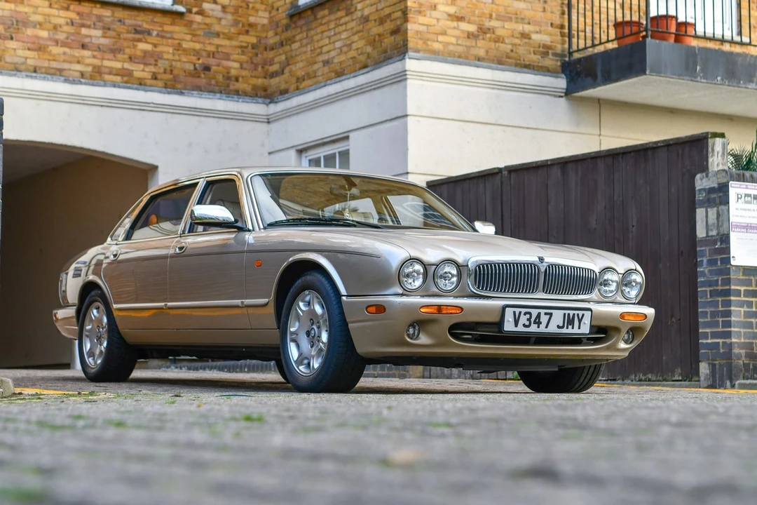1999 Jaguar X308 XJ - Image 11 of 30