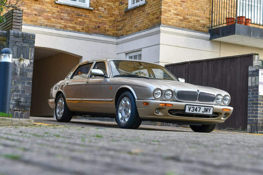 1999 Jaguar X308 XJ - Image 9 of 30