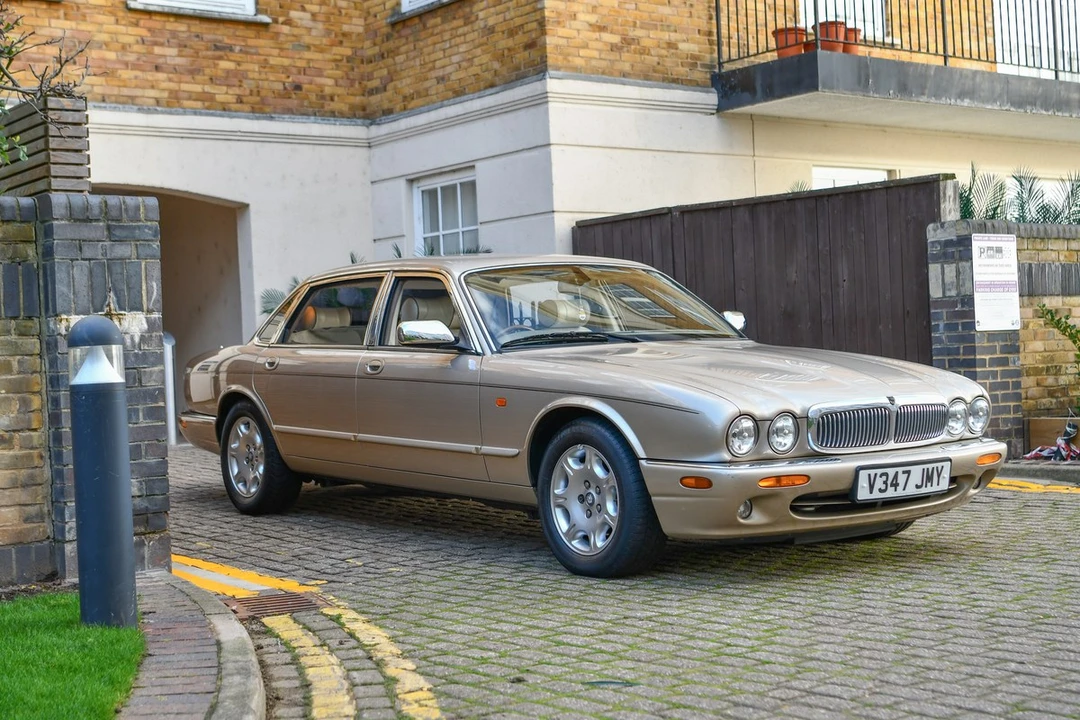 1999 Jaguar X308 XJ - Image 17 of 30