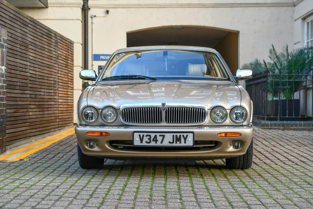 1999 Jaguar X308 XJ - Image 4 of 30