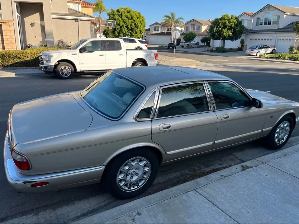 1999 Jaguar XJ Series 4 - Image 4 of 19