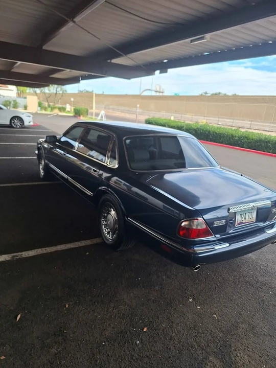 1999 Jaguar X308 XJR - Image 7 of 8