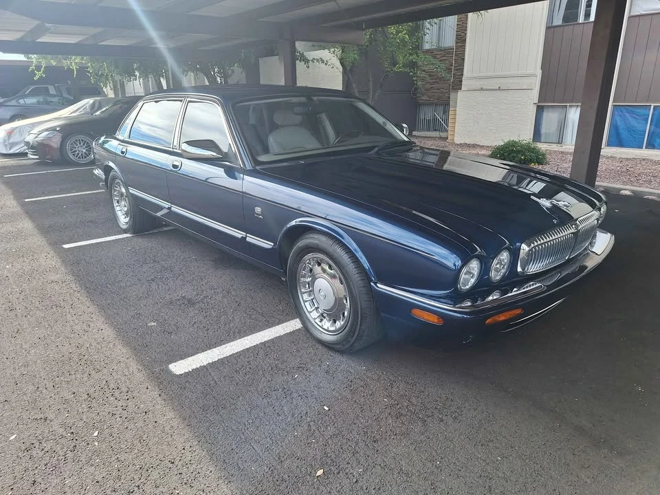 1999 Jaguar X308 XJR - Image 3 of 8