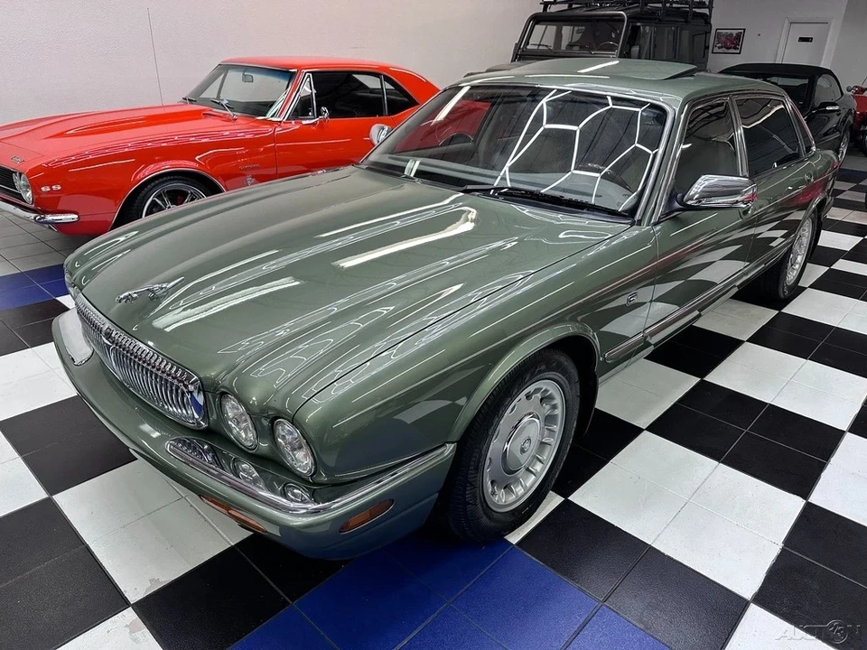 1999 Jaguar X308 XJ - Image 13 of 21