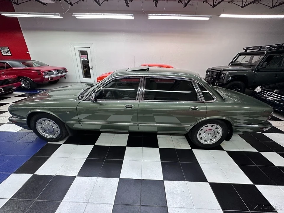 1999 Jaguar X308 XJ - Image 19 of 21