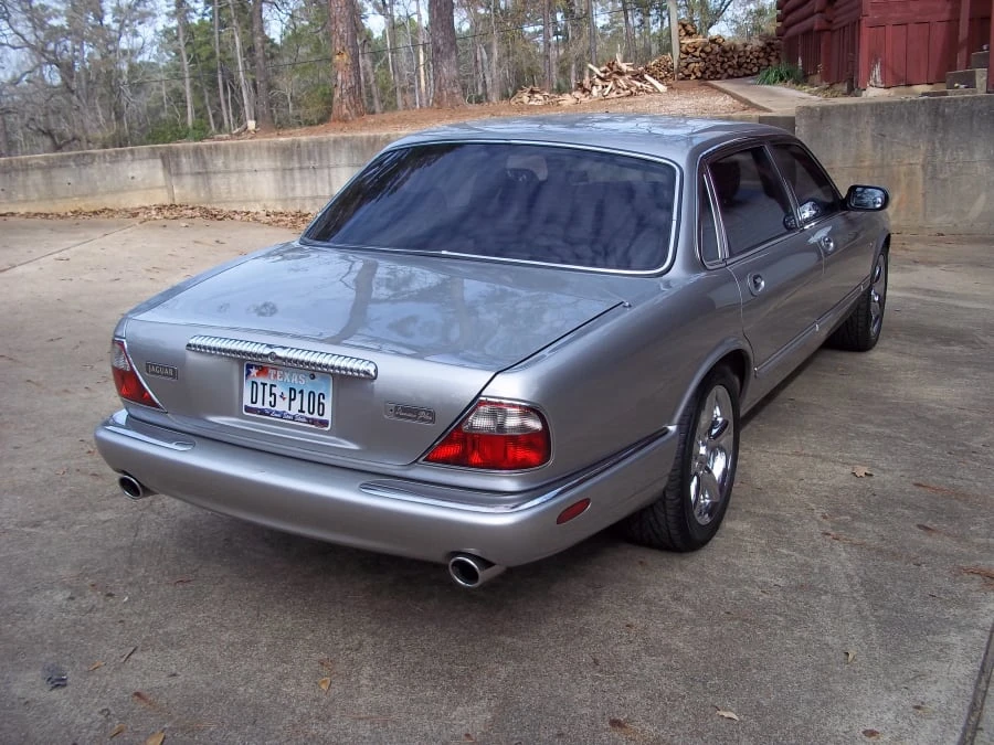 1999 Jaguar X308 XJ - Image 2 of 10