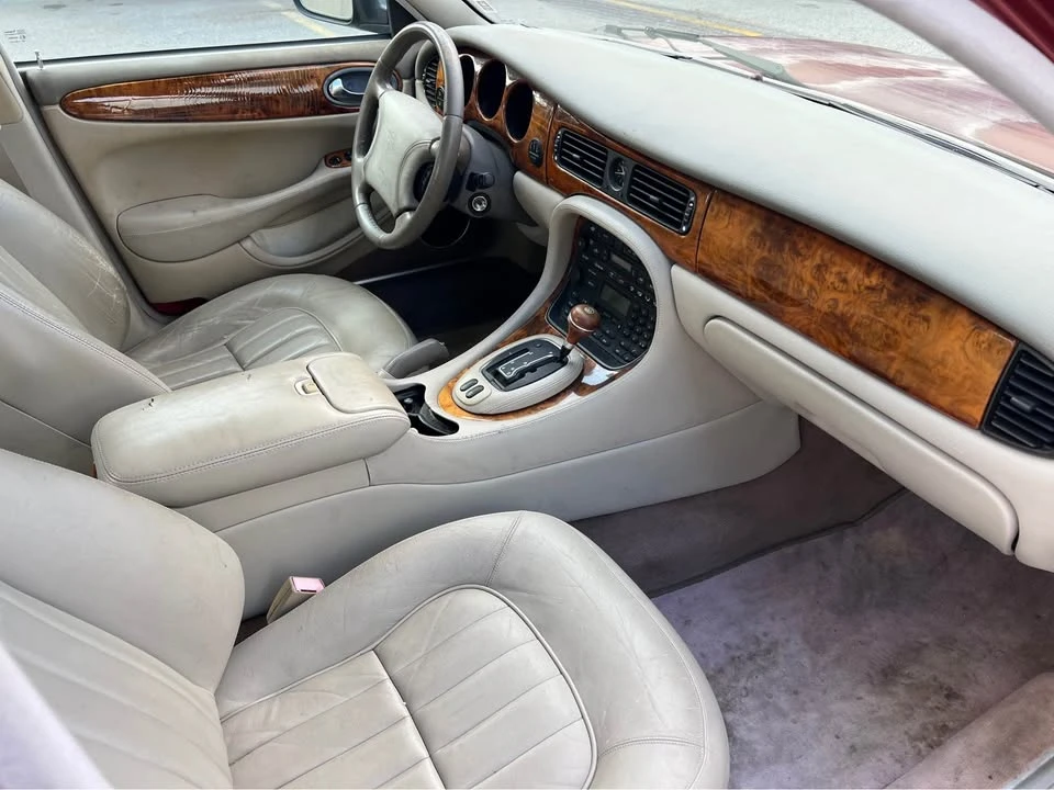 1999 Jaguar X308 XJ - Image 13 of 18