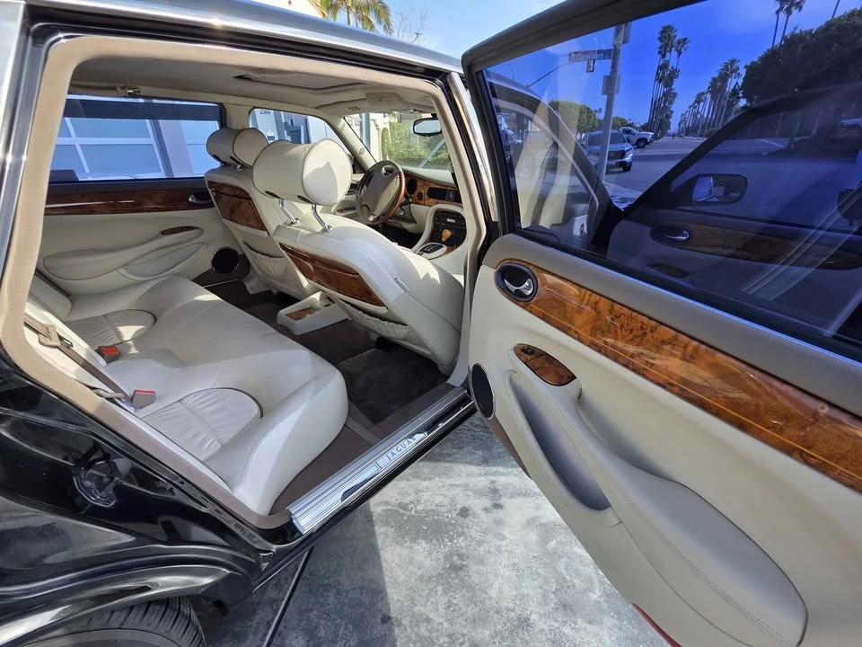 1999 Jaguar X308 XJ - Image 9 of 11