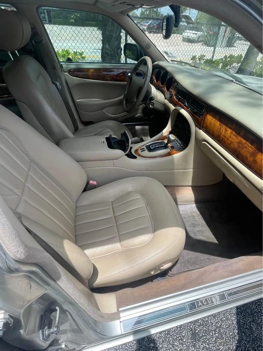1999 Jaguar X308 XJ - Image 5 of 10