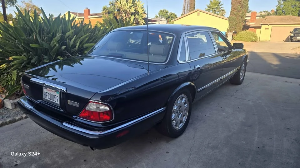 1999 Jaguar X308 XJ - Image 4 of 17