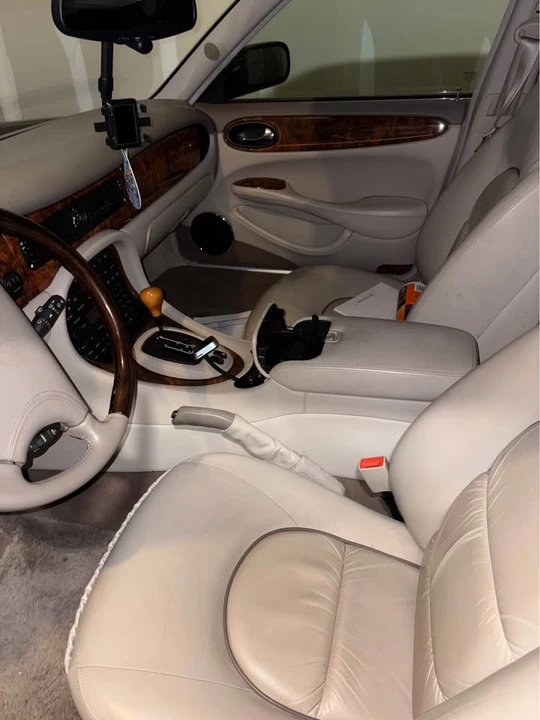 1999 Jaguar X308 XJ - Image 3 of 5