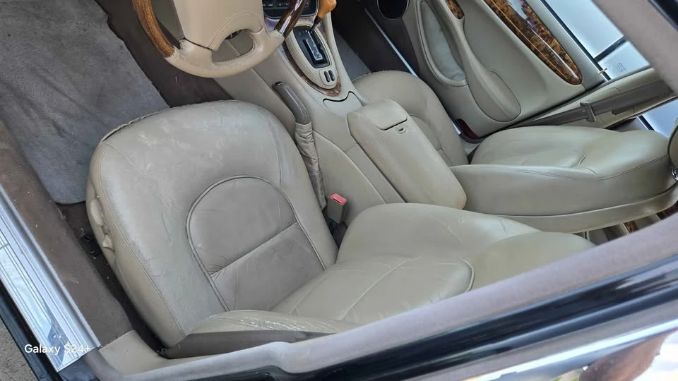 1999 Jaguar X308 XJ - Image 9 of 12