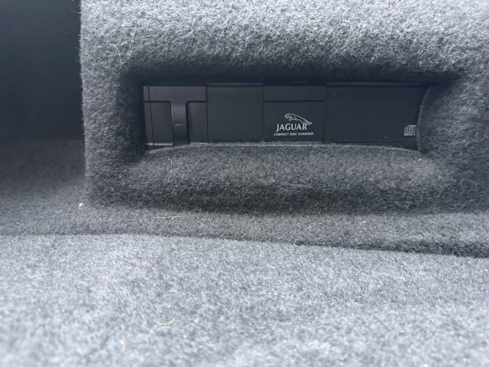 1999 Jaguar X308 XJ - Image 15 of 16