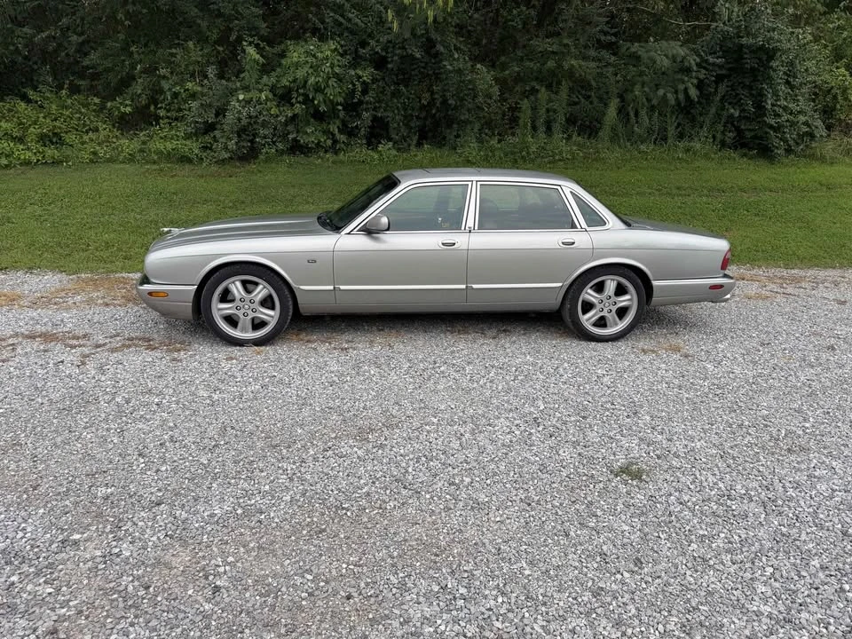 1999 Jaguar X308 XJ - Image 3 of 16