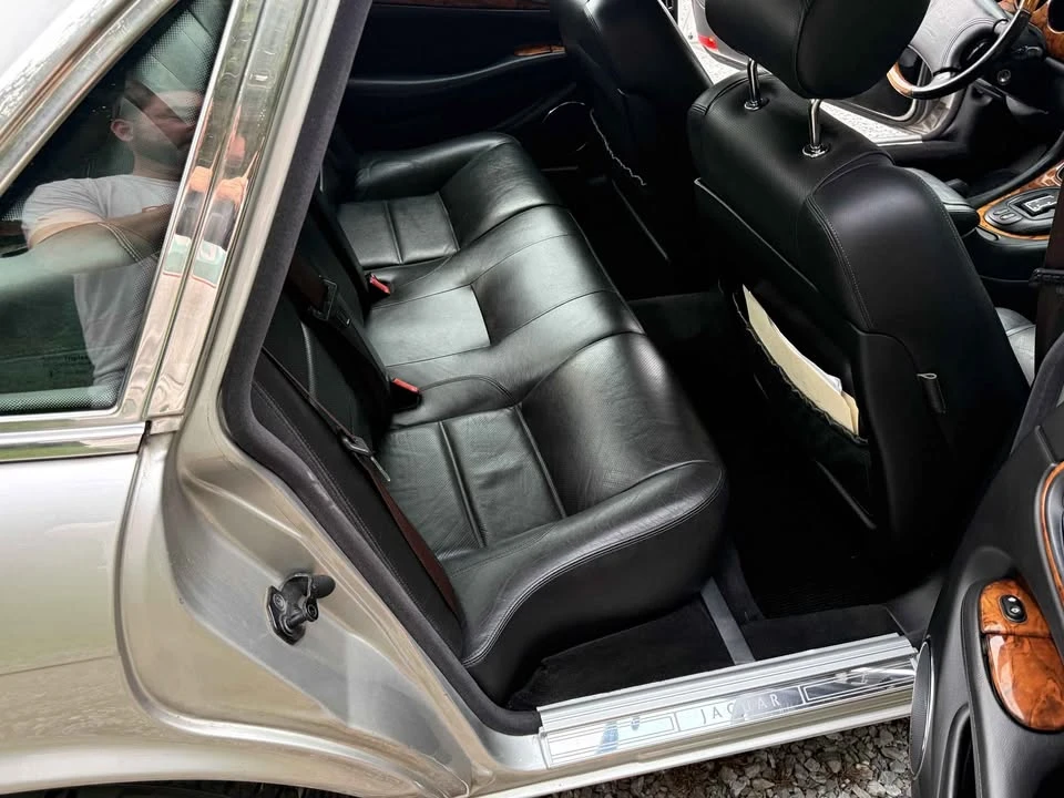 1999 Jaguar X308 XJ - Image 11 of 16
