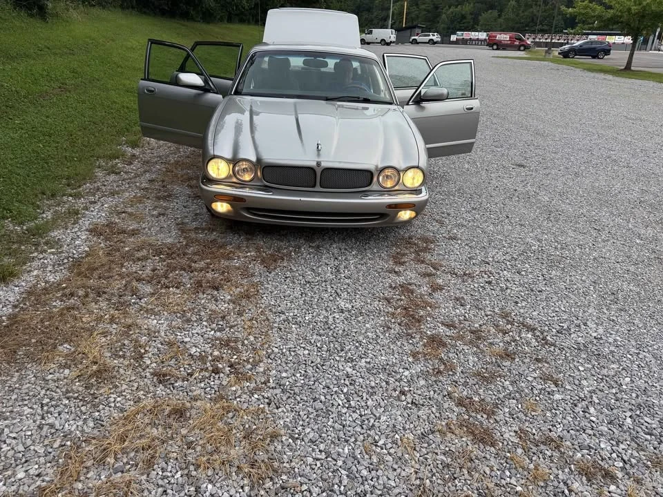 1999 Jaguar X308 XJ - Image 7 of 16