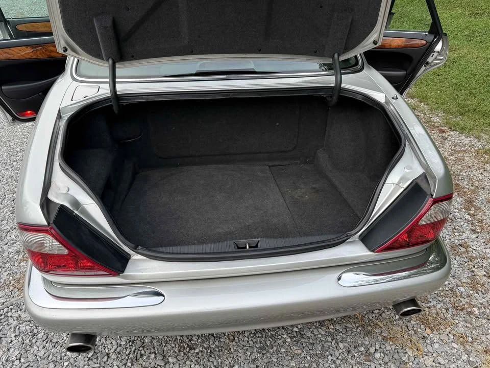 1999 Jaguar X308 XJ - Image 14 of 16