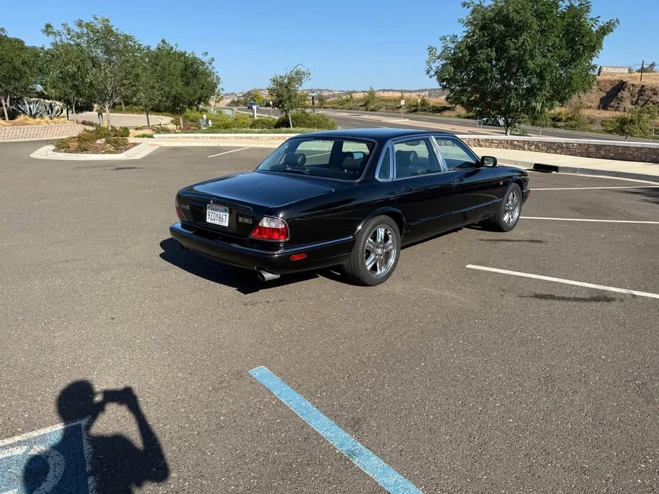 1999 Jaguar X308 XJ - Image 3 of 15
