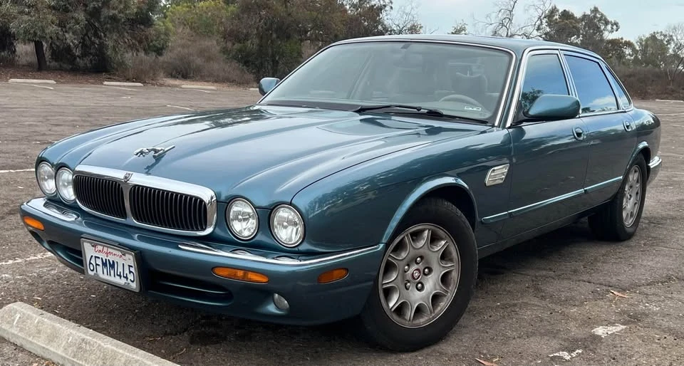 1999 Jaguar X308 XJ - Image 4 of 11