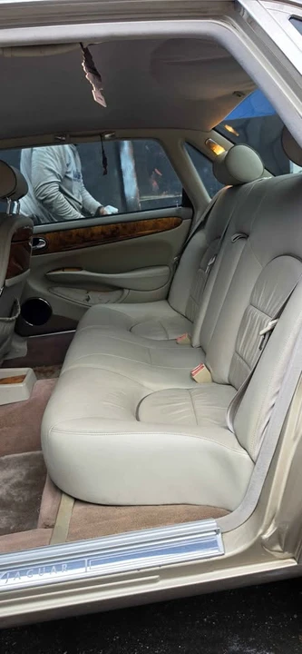 1999 Jaguar X308 XJ - Image 12 of 15
