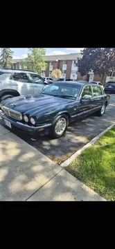 1999 Jaguar XJ Vanden Plas Sedan 4D