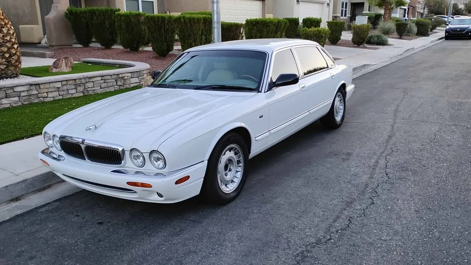1999 Jaguar X308 XJ - Image 5 of 16