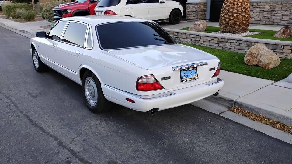1999 Jaguar X308 XJ - Image 3 of 16