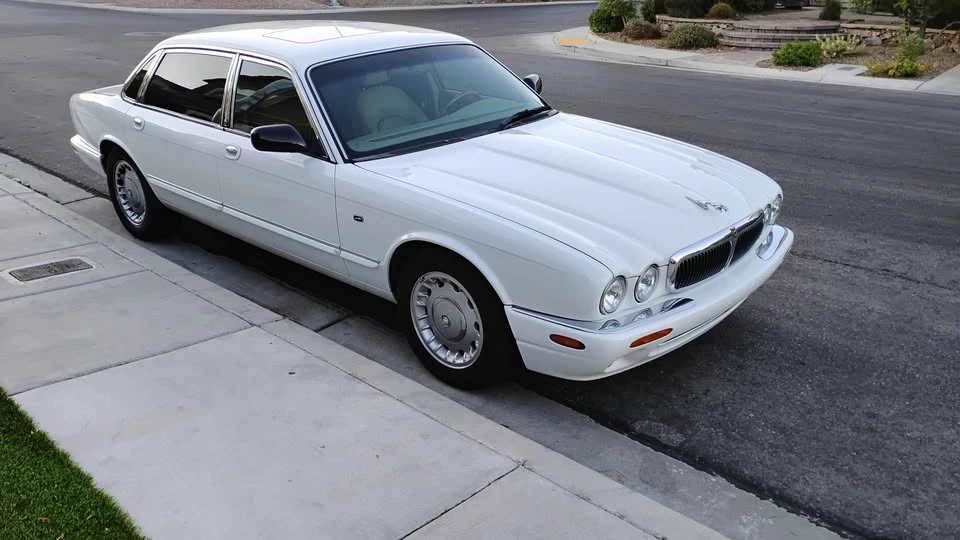 1999 Jaguar X308 XJ - Image 8 of 16