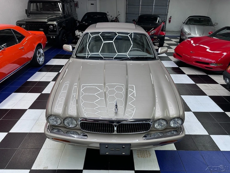 1999 Jaguar X308 XJ - Image 4 of 21