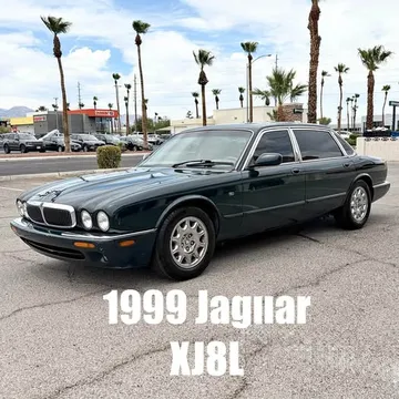 1999 Jaguar XJ XJ8 L Sedan 4D