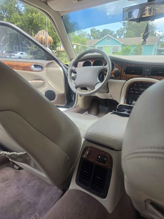 1999 Jaguar X308 XJ - Image 16 of 20