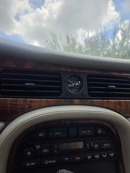 1999 Jaguar X308 XJ - Image 12 of 20