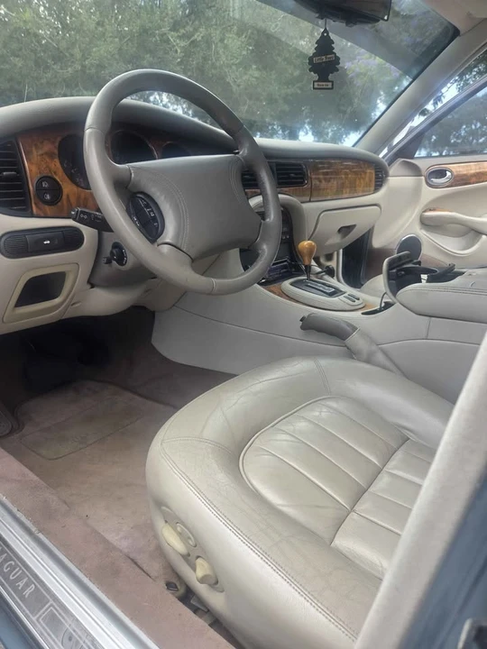 1999 Jaguar X308 XJ - Image 8 of 20