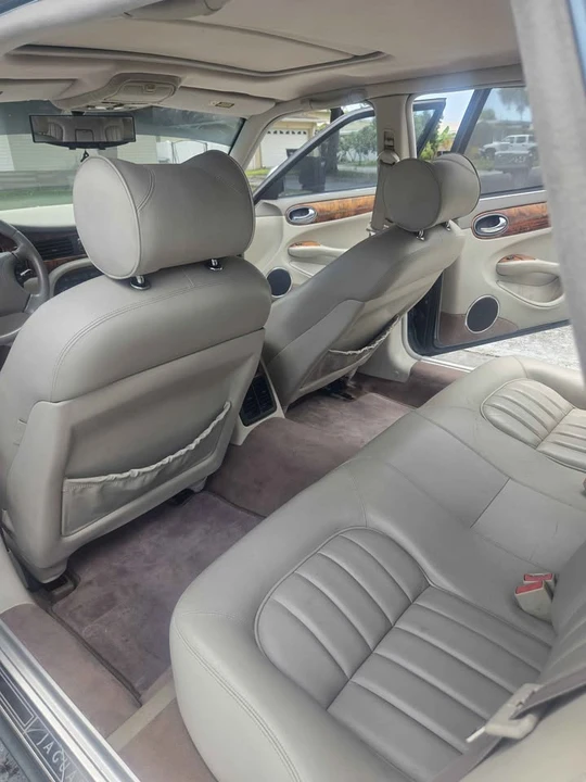 1999 Jaguar X308 XJ - Image 10 of 12